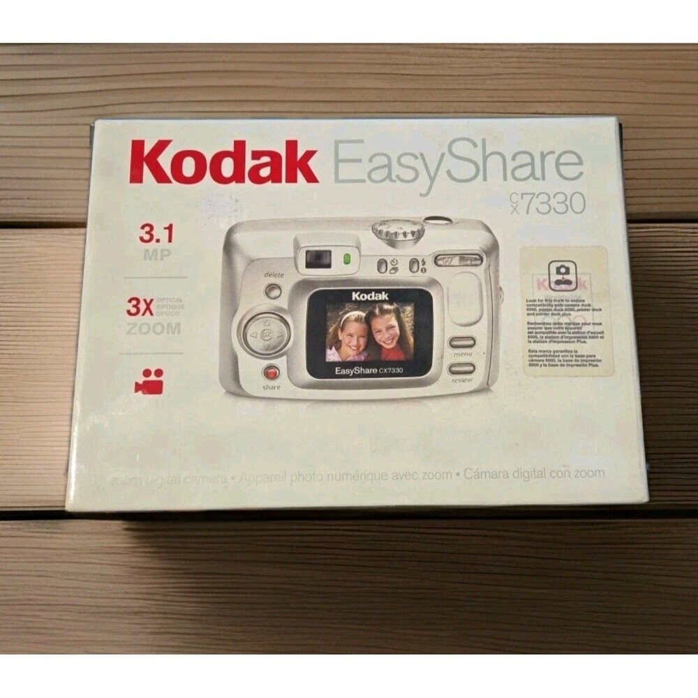 Kodak EasyShare CX7330 3.1MP CCD Digital Camera Silver Tested Working w/ Box